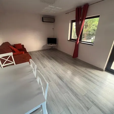 Omega Style アパートホテル 3*